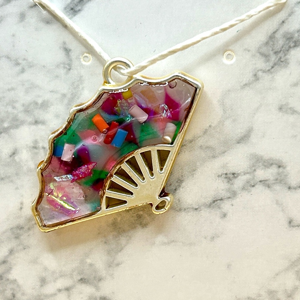 Fan shape charm sprinkles